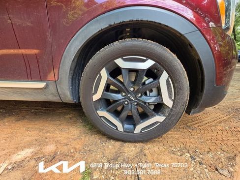 Used 2024 Kia Telluride S w/ S Sunroof Package AWD/4WD image 5
