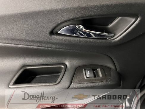 Used 2022 Chevrolet Equinox LT FWD image 32