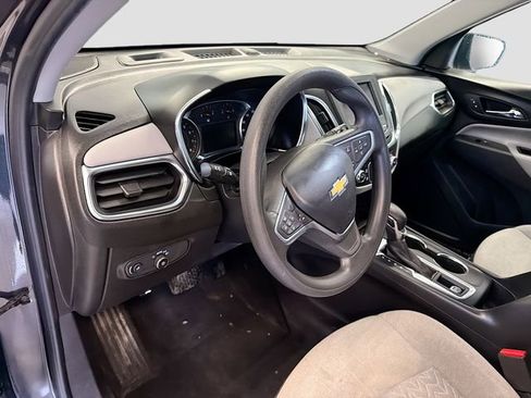 Certified 2022 Chevrolet Equinox LS w/ LS Convenience Package image 9