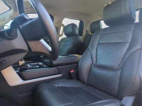 Used 2022 Toyota Tundra SR5 w/ SR5 Premium Package image 18