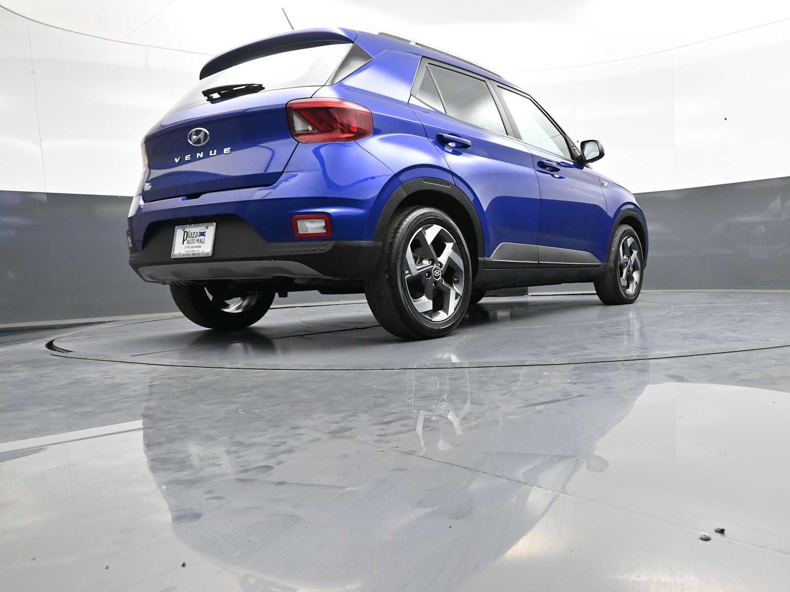 Certified 2023 Hyundai Venue SEL w/ Cargo Package FWD image 28