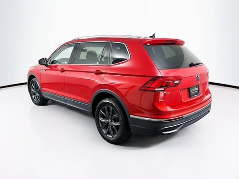 Used 2022 Volkswagen Tiguan SE image 5