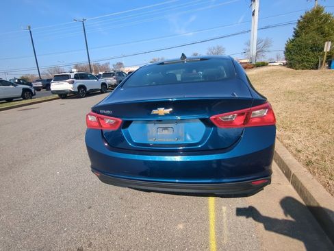 Used 2019 Chevrolet Malibu LS w/ LPO, Convenience Package 1 image 6