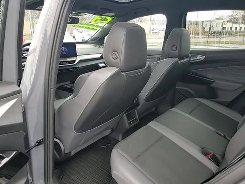 Used 2023 Volkswagen ID.4 Pro S image 26