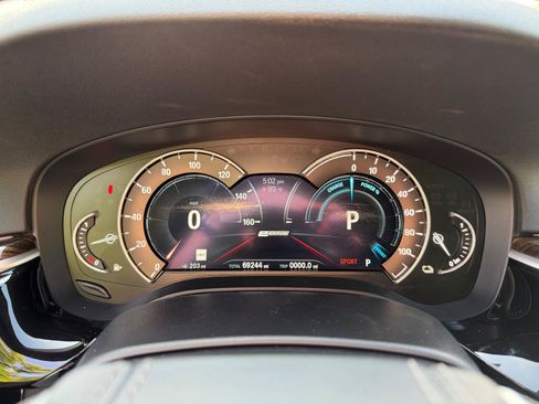 Used 2019 BMW 530e RWD image 29
