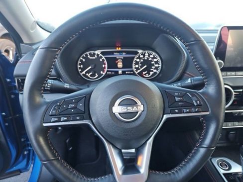 Used 2025 Nissan Sentra SR w/ SR Premium Package FWD image 13