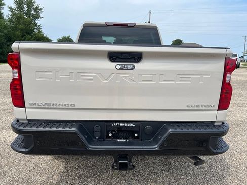 New 2026 Chevrolet Silverado 2500 Custom w/ Custom Value Package AWD/4WD image 6