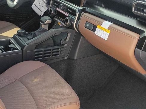 New 2026 Toyota 4Runner Limited AWD/4WD image 20