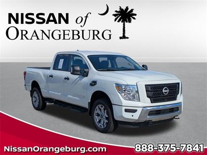 Used 2024 Nissan Titan SV w/ SV Convenience Package