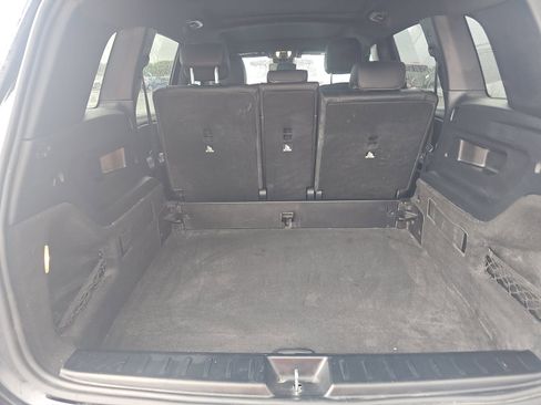 Used 2023 Mercedes-Benz GLB 250 w/ Premium Package image 16