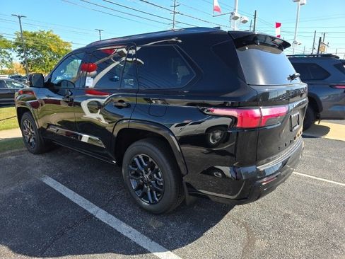 New 2026 Toyota Sequoia Platinum image 4