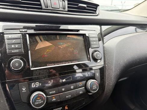 Used 2020 Nissan Rogue Sport SV AWD/4WD image 10