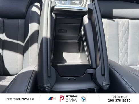 New 2026 BMW X7 M60i image 29