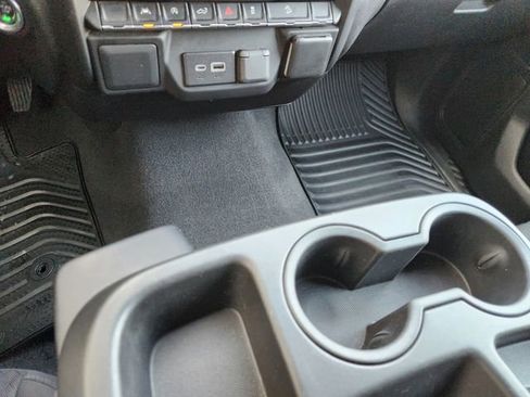 Used 2024 Chevrolet Silverado 1500 Custom Trail Boss image 17