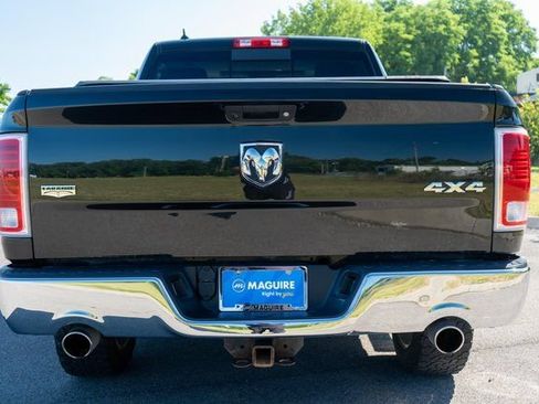 Used 2018 RAM 1500 Laramie w/ Convenience Group AWD/4WD image 7