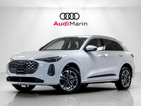 New 2026 Audi Q5 Premium AWD/4WD image 1