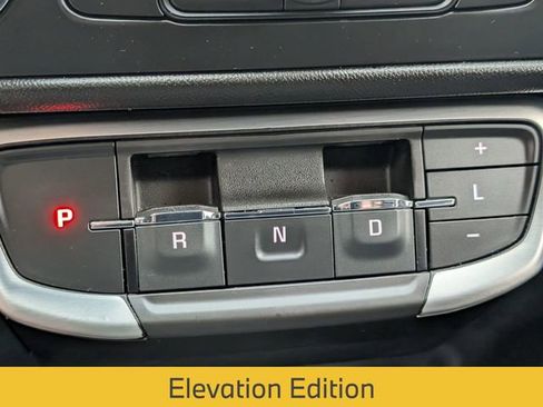 Used 2023 GMC Terrain SLE w/ Driver Convenience Package FWD image 20