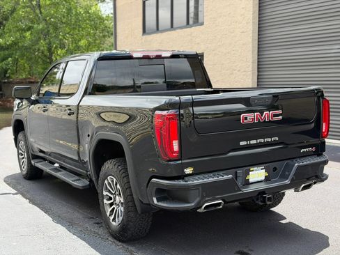Used 2020 GMC Sierra 1500 AT4 w/ AT4 Premium Package AWD/4WD image 9