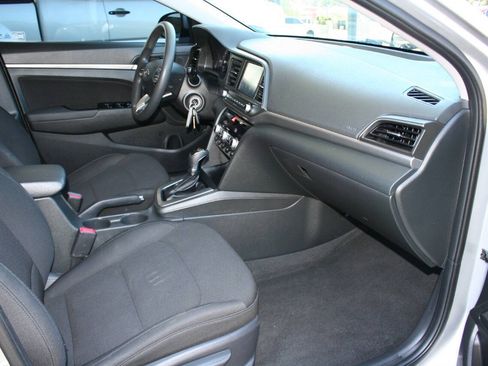 Used 2020 Hyundai Elantra SEL w/ Cargo Package (C1) FWD image 13