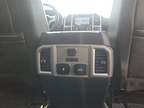 Used 2020 Ford F150 Lariat w/ Equipment Group 502A Luxury AWD/4WD image 39