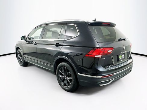 Used 2023 Volkswagen Tiguan SE image 5