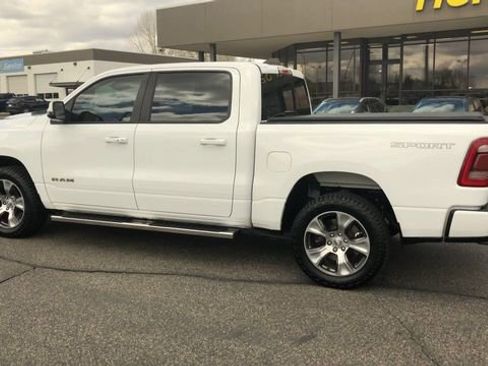 Used 2023 RAM 1500 Laramie AWD/4WD image 6