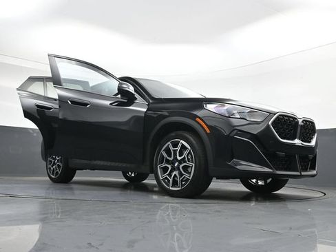 Used 2025 BMW X2 xDrive28i w/ Technology Package AWD/4WD image 41