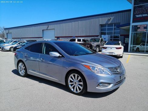Used 2014 Hyundai Azera Limited w/ Option Group 02 FWD image 2