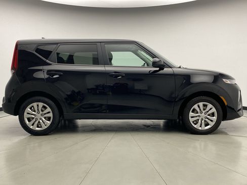 Used 2020 Kia Soul LX FWD image 6