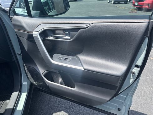Used 2020 Toyota RAV4 Adventure AWD/4WD image 21