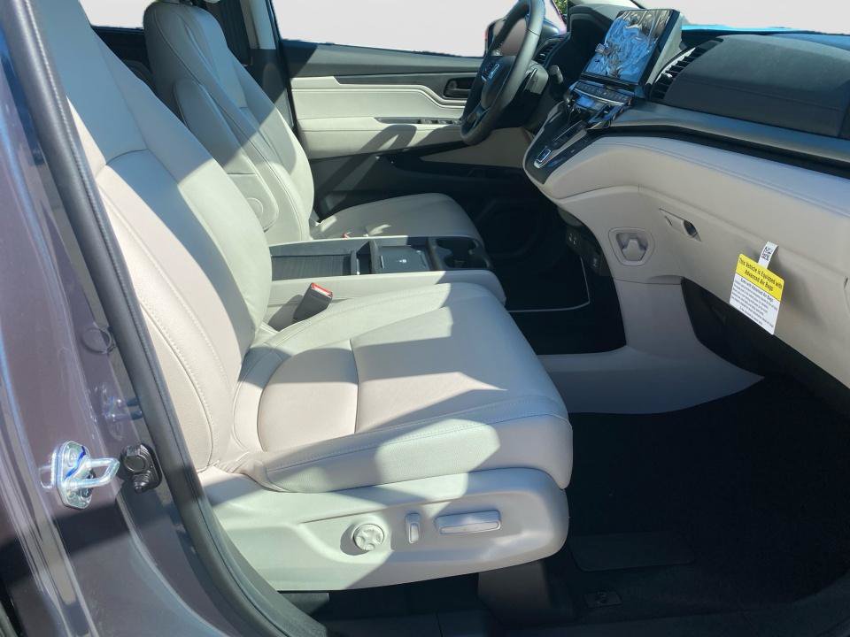 Certified 2026 Honda Odyssey EX-L image 28