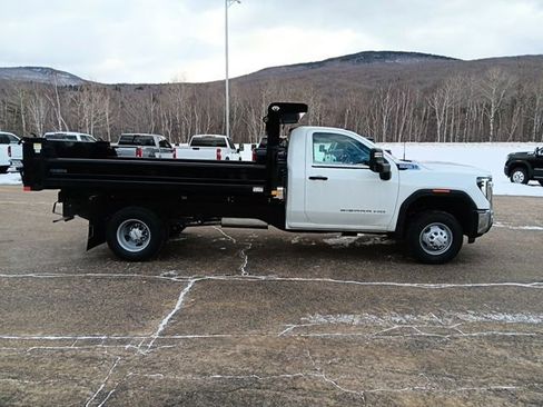 New 2026 GMC Sierra 3500 Pro w/ Convenience Package image 21