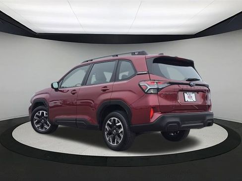 Certified 2025 Subaru Forester image 5