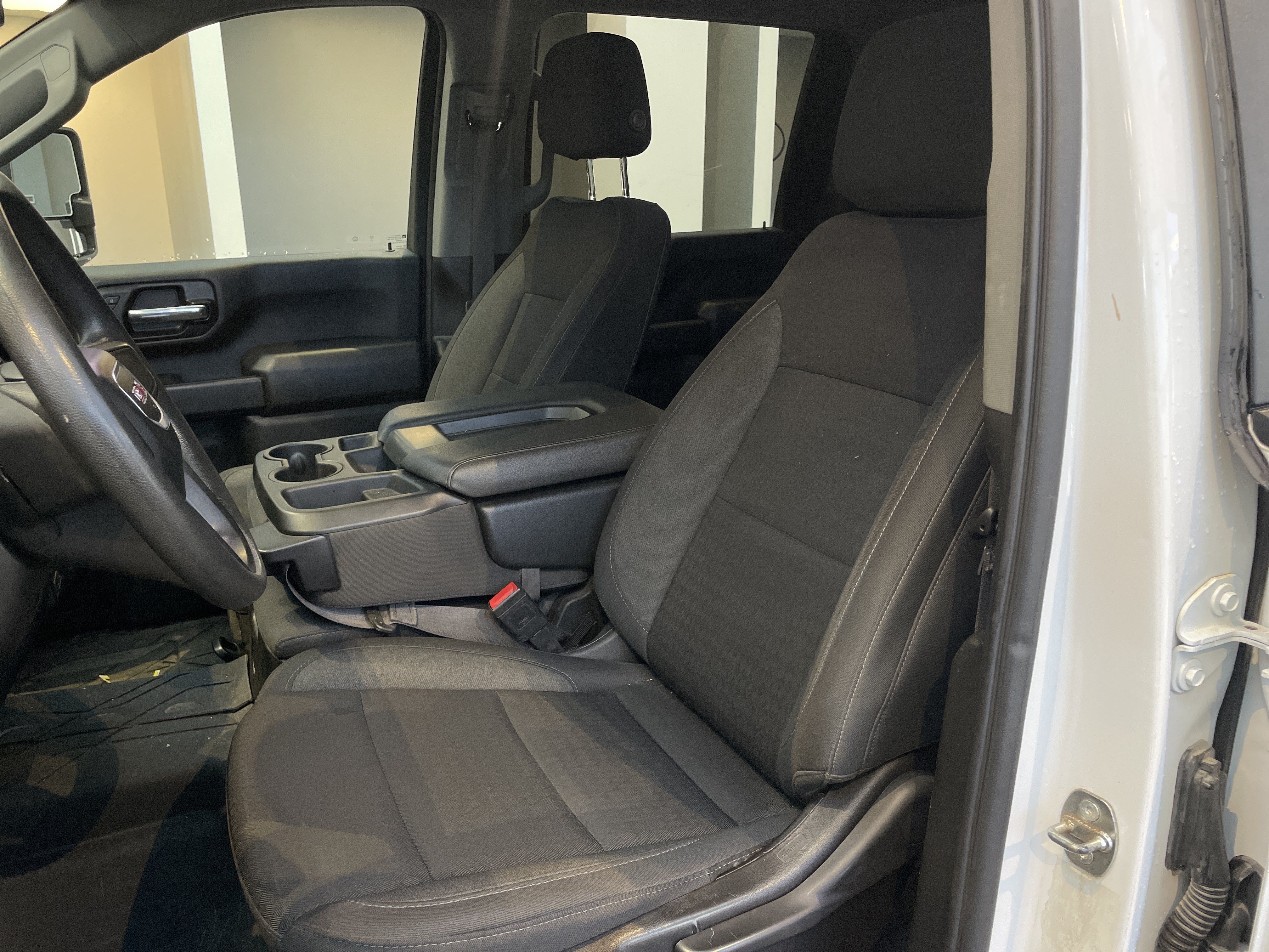 Used 2024 GMC Sierra 3500 Pro w/ Convenience Package AWD/4WD image 17