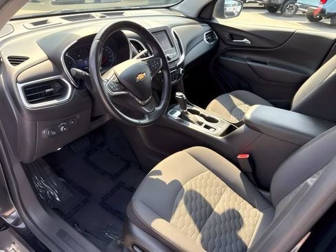 Used 2021 Chevrolet Equinox LT AWD/4WD image 14