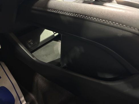 Used 2020 Honda HR-V LX image 30