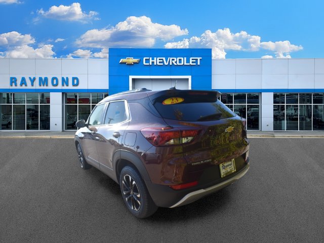 Used 2023 Chevrolet TrailBlazer LT w/ Convenience Package FWD image 6