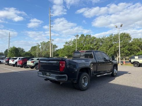 Used 2024 Chevrolet Silverado 3500 LT w/ Convenience Package image 5