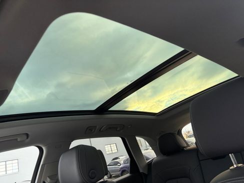 Used 2025 Audi Q5 2.0T Premium w/ Convenience Plus Package image 21