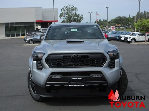 New 2026 Toyota Tacoma TRD Sport image 15