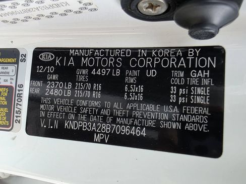 Used 2011 Kia Sportage LX FWD image 35