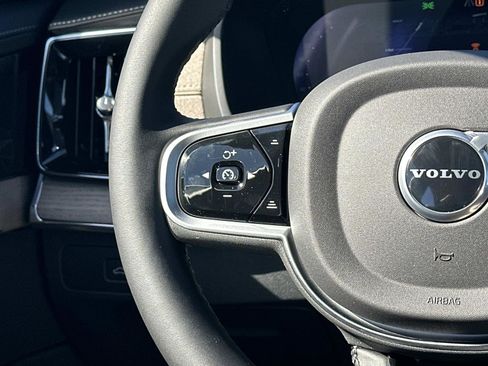New 2026 Volvo XC90 B5 Plus image 8
