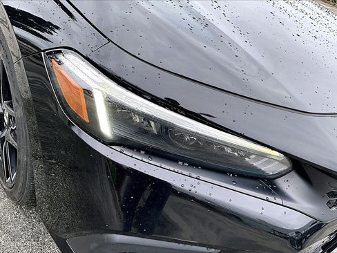 Used 2023 Honda Civic Sport image 32