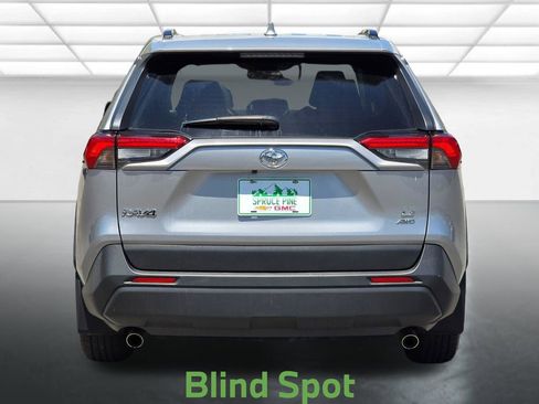 Used 2020 Toyota RAV4 LE AWD/4WD image 15
