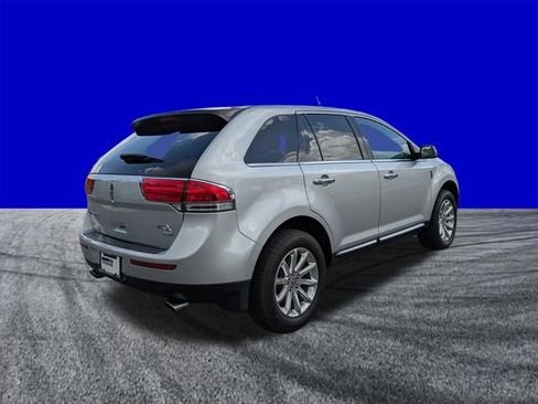 Used 2014 Lincoln MKX AWD w/ Equipment Group 102A image 4