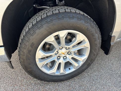 New 2026 Chevrolet Silverado 1500 LTZ w/ LTZ Premium Texas Edition AWD/4WD image 37