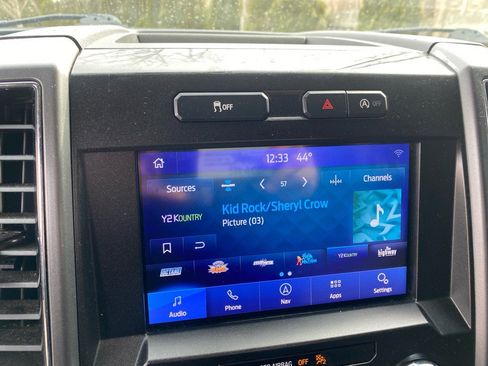 Used 2019 Ford F150 XLT w/ Equipment Group 302A Luxury image 14