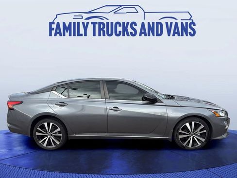 Used 2021 Nissan Altima 2.5 SR image 6