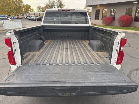 Used 2022 Chevrolet Silverado 2500 High Country w/ Technology Package image 5