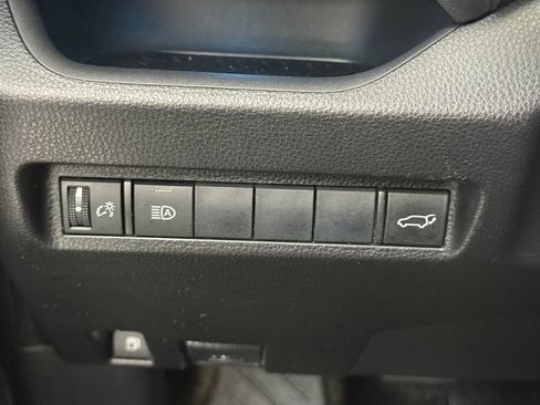 Used 2019 Toyota RAV4 XSE image 9